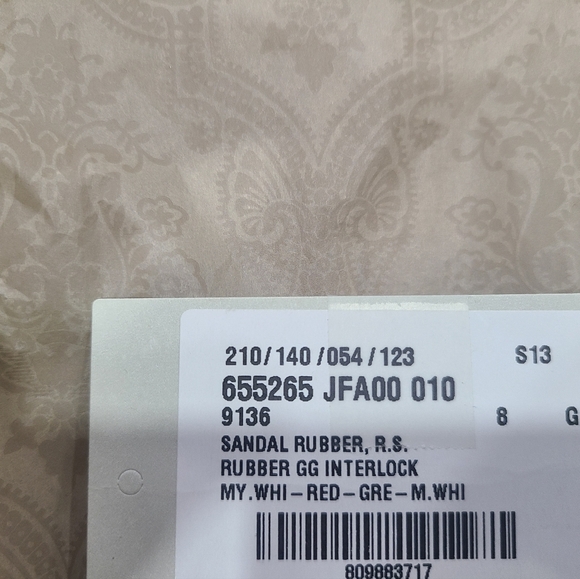 Brand new Gucci slides - Picture 6 of 6